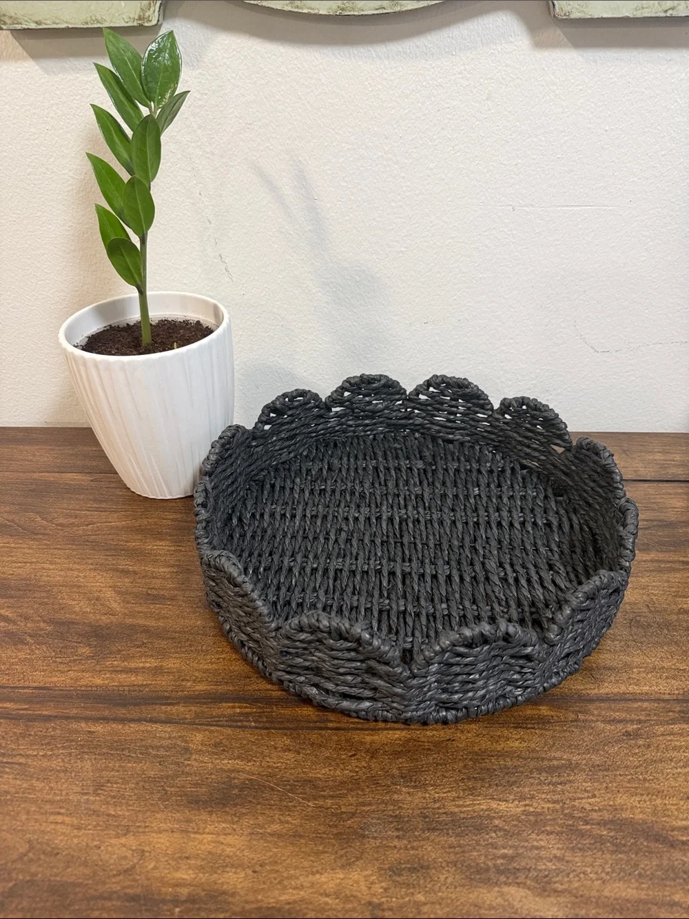 Handwoven Scalloped Edge Decorative Tray in Charcoal